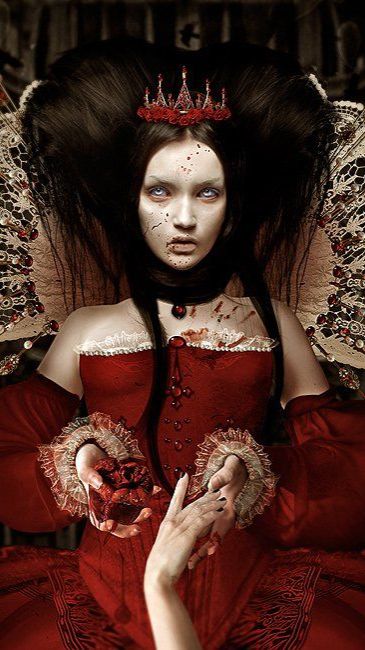 MAYA WATCH | СРЕДНЕВЕКОВАЯ ВАМПИРША смотреть онлайн