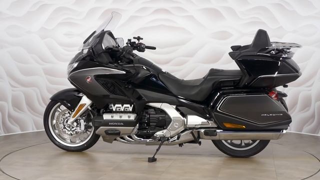 HONDA GL 1800 Gold Wing vin SC79-1200082