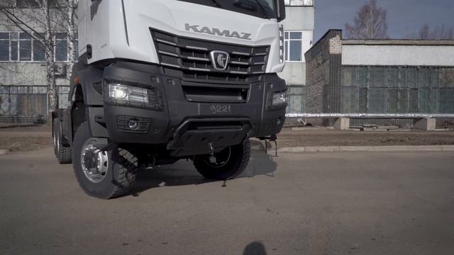 «Седельный тягач КАМАЗ-65955 (6х6) — обзор от производителя»