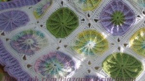 Квадратные мотивы крючком как вязать. Вязание для начинающих. Квадрат крючком motif crochet Урок 52