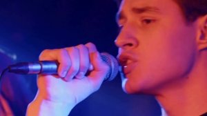 Дочь Катя играет на барабанах