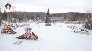 Ледовому городку быть! Строители начали заготавливать лед для фигур