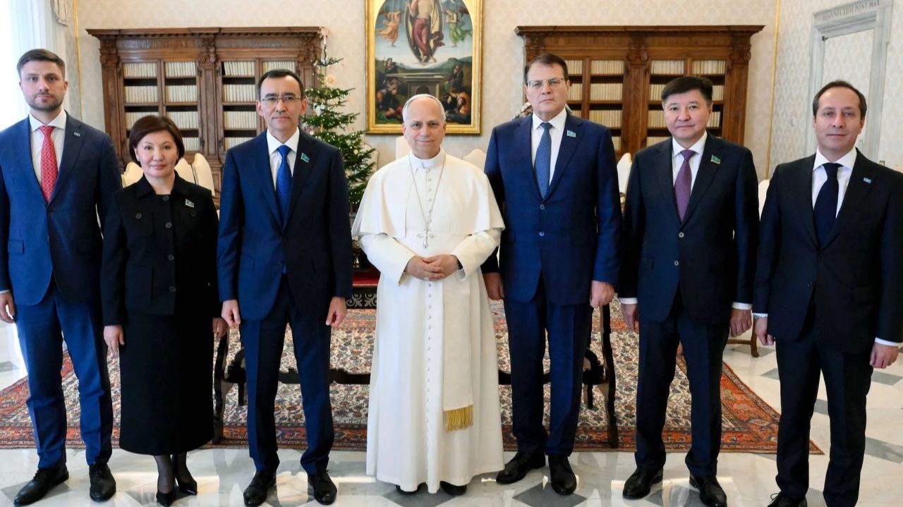 Папа Римский получил от Касым-Жомарта Токаева приглашение посетить Казахстан с апостольским визитом