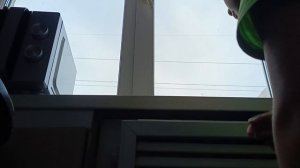 выпадали ножи.