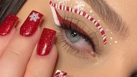 ИДЁМ ЗА ОЛЕНЕМ,КУПИЛИ ИЛИ НЕТ.НА УЛИЦЕ ЛЮДЕЙ НЕТ.