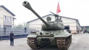 Тяжелый танк ИС-2М, Музей отечественной военной истории,  7 мая 2025