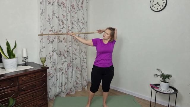 Гимнастика с палкой в прямом эфире / Раскрытие грудной клетки / Осанка смотреть онлайн