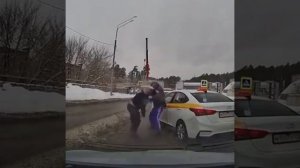 Видео от HackAvto – Лайфхаки и фишки для авто