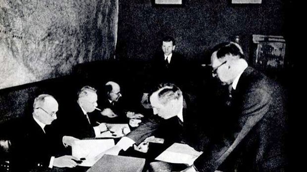 Советско-чехословацкий договор о взаимной помощи