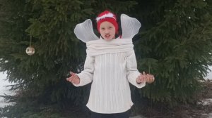 Романтическая Новогодняя история.
"Кот и Ангел"автор Людмила Соснина ,сказка.
Играет Ярослав Петров.