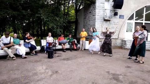 01.08.23. Харинама в Таврическом саду