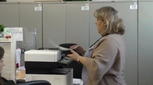 В Колпашевском районе стартовала выдача новогодних подарков для детей из семей с низким доходом