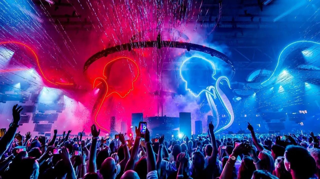 На той вечеринке.