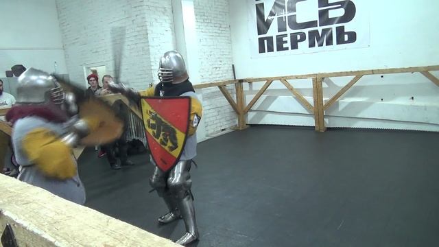 Смена. Женщины. Номинация щит-меч сталь женщины 3  #исб #спорт