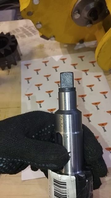 КС-3577.28.073-3 🔥 Вал-шестерня механизма поворота для автокранов Ивановец КС-3577 в Екатеринбурге