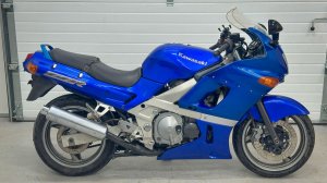 Kawasaki ZZR400 - ZX400N-024019