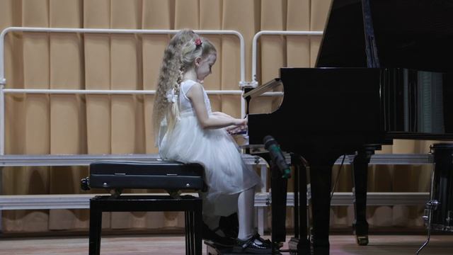 Грибов Иван Синих Дорофея Суханова Екатерина 1 класс