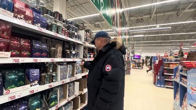 Вечер с Юрой: Ашан, подарки и новогоднее настроение ✨🎁