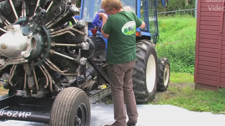 Запуск поршневого двигателя от самолёта