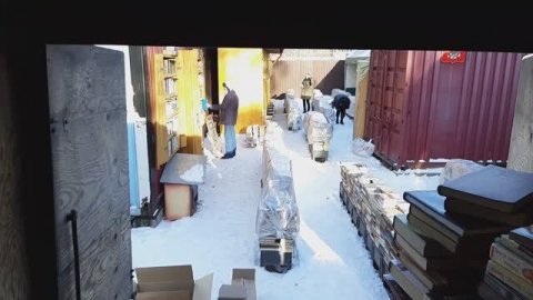 Строю Книжный приют! Архив видео 2019 года! Коплю на доски для новых стеллажей. Подпишись)