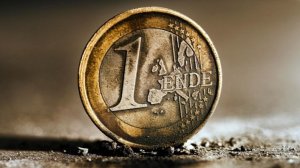 Захарова: ответ РФ на заморозку Евросоюзом ее активов не заставит себя ждать