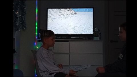 ОПРОСИКИ С БЛОГЕРАМИ ИЗ ЛАЙКА (1сезон 1 СЕРИЯ)