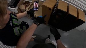 Патроны были повсюду А в углу стоял оружейный сейф...(PGLive)