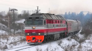 ТЭП70-0557 с пригородным поездом Алапаевск — Предтурье и приветливой бригадой