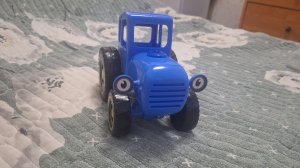 Синий трактор