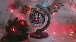 272. Новогодние игрушки, елочные украшения