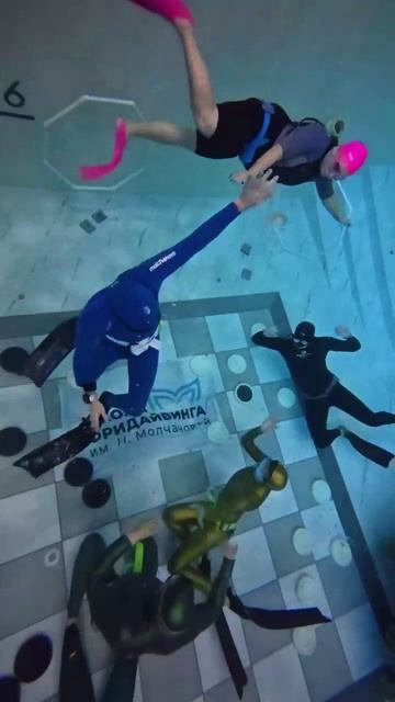 Ныряем в А 30 #дайвинг #погружение #вода смотреть онлайн