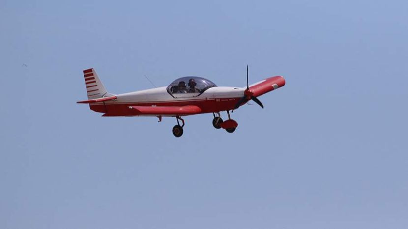 Легкомоторный самолет потерпел крушение на аэродроме в Подмосковье