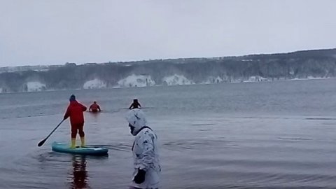 (В)Место Зима В Зеленодольске Из Пляж Рахат Айс Флоатинг