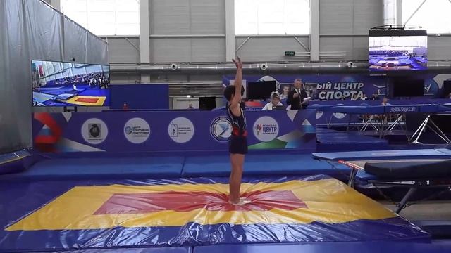 (12.12.2025) В Комсомольске прошло первенство города по прыжкам на батуте