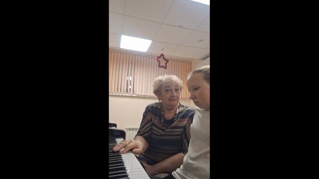 Мастер-класс Ермак Е.Л. Тема: " Работа в классе над образным содержанием пьеы Б.Фрёде”Танец эльфов"