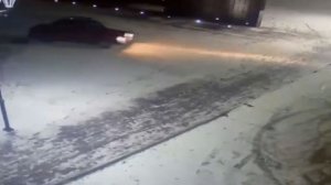 В Зиме водитель катался по "Мемориалу Славы" и попал на видео