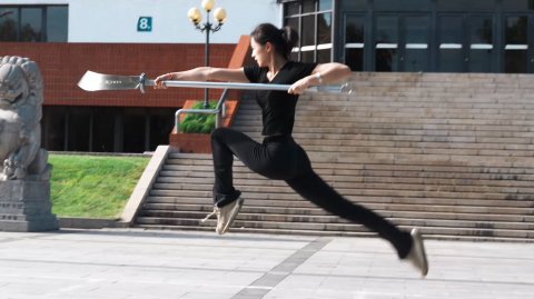 «Небесная мастерица» — красивая китаяночка (чемпионка Китая), китайские боевые искусства #5