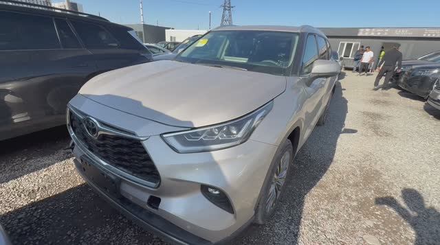 Обновлённый Toyota Highlander 2025 золотистый цвет от 5,4 млн на заказ из Бишкека