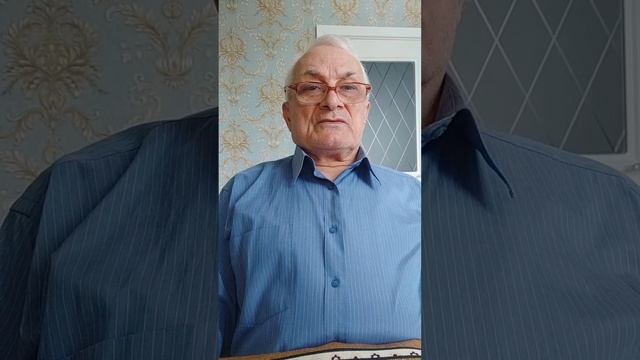 040. Непокорных жён, побивайте или избегайте их на супружеском ложе.