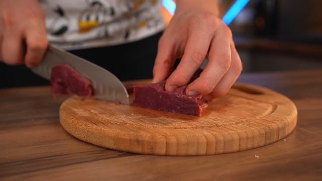 ПРИГОТОВИЛИ САМУЮ ДОРОГУЮ ПИЦЦУ В МИРЕ ЗА 44000 РУБЛЕЙ ВАНЗАЙ (1440p)