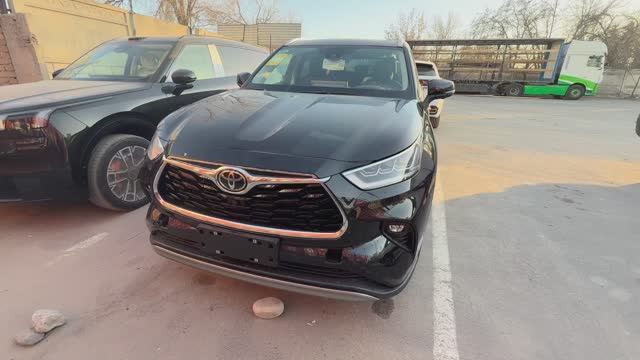 Обновлённый Toyota Highlander 2025 за 5,4 млн на заказ из Бишкека