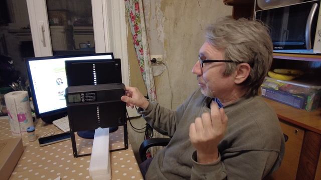 Автоматическая дверь в курятник. Обзор обновки!