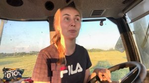 В день по 300 рулонов сена, реально ли заготовить девушке работая на тракторе?! Жизнь в деревне!
