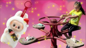 Приключения Алисы и Лабубу - качели, карусели и самокат! 🎉🚲✨