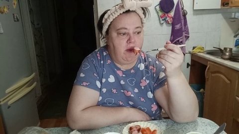 Немытая и нечёсаная красавица 🫅 ждёт своё чудовище 🧟