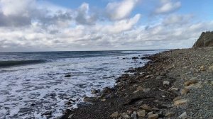 Анапа. Похолодало. Море штормит! Пляж 40 лет Победы 13 декабря 2025.