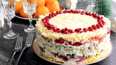 Праздничный салат «Русская красавица»