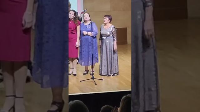 Ансамбль выпускников "Гимн музыке"