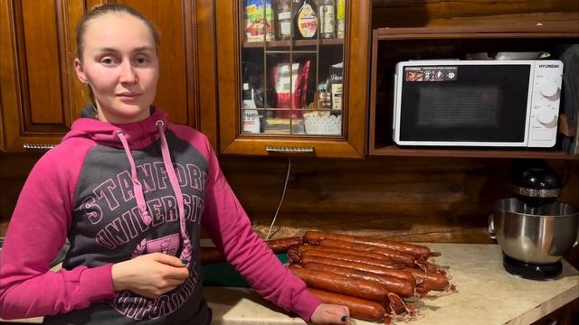 Обзор нашего хозяйства! Делаем домашнюю ветчинную колбасу! Новости Молодой Фермы!