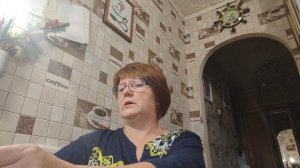 Подстриглась. Сходила за хлебушком. Посещаемость бассейн.